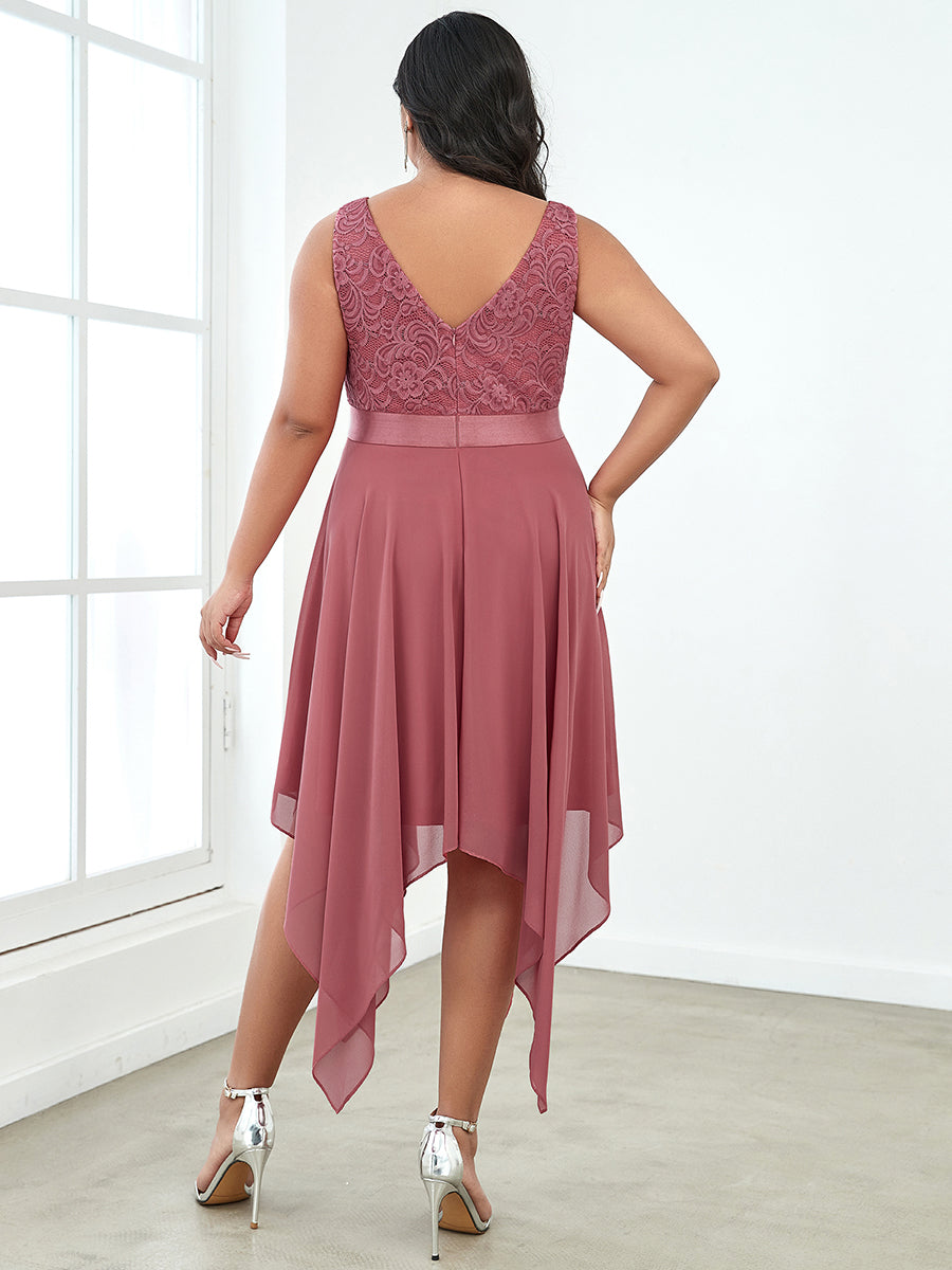 Lara™ | Außergewöhnliches Brautjungfernkleid aus Spitze und Chiffon mit V-Ausschnitt
