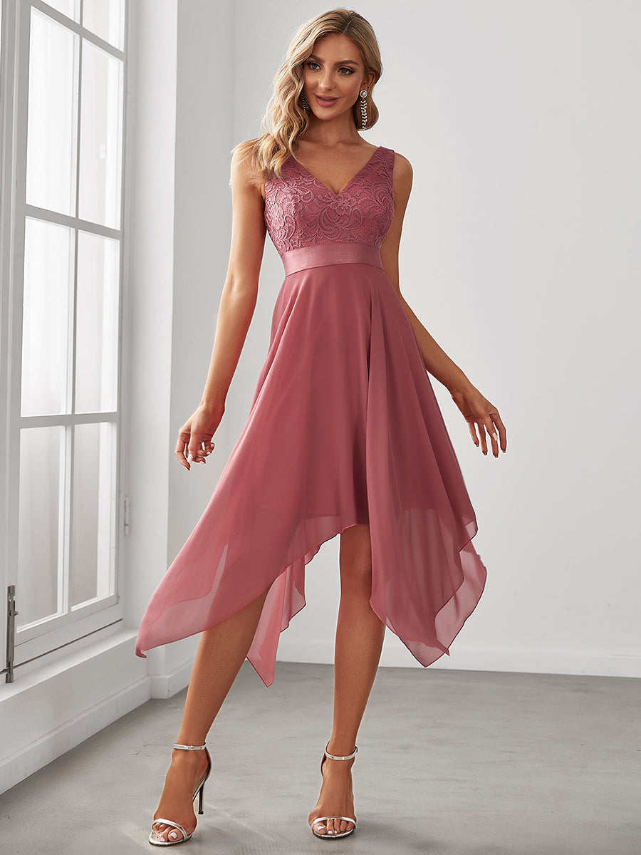 Lara™ | Außergewöhnliches Brautjungfernkleid aus Spitze und Chiffon mit V-Ausschnitt